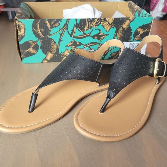 Lower east side womens black thyme sandals size 11. New in box - Picture 2 of 4